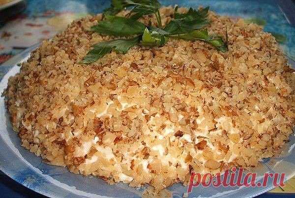 Салат «Шикарный». Вкус соответствует названию! Пальчики оближешь!