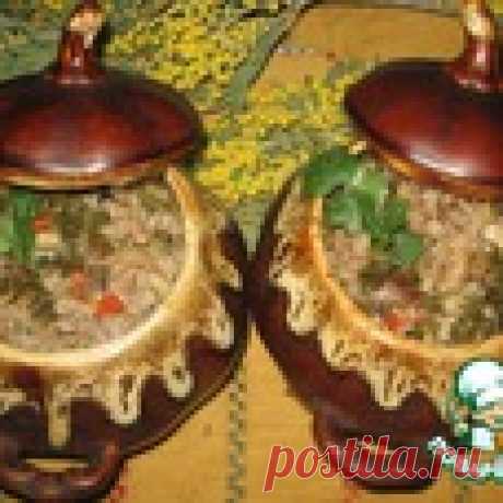 Ароматная гречка с сердечками и грибами в горшочках - кулинарный рецепт