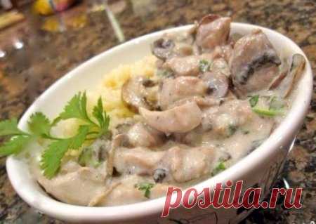 Курица с грибами в сливочном соусе