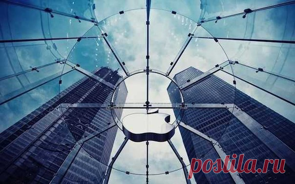 Apple пообещала закрыть уязвимость, с помощью которой ФБР взломало iPhone террориста Apple заявила, что устранит брешь в системе безопасности своих смартфонов, из-за которой ФБР смогло взломать iPhone стрелка из Сан-Бернардино Саида Фарука. В компании заявили, что как только уязвимость будет обнаружена, ее закроют, чтобы ей не смогли воспользоваться другие. Как заявил Reuters технический эксперт Apple Джонатан Здзярски, найденная ФБР лазейка, вероятнее всего, будет существовать лишь в течение…