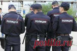 Полицейский досмотр – что нужно знать гражданину? Какие законные основания есть у сотрудника полиции для проведения личного досмотра гражданина?  Найдите ответ на свой вопрос или задайте его юристу бесплатно.