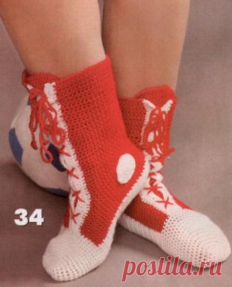 ЖЕНСКИЕ НОСКИ КРЮЧКОМ Женские носки-кеды, вязаные крючком. Вам потребуется для носков: пряжа «Детский каприз» (60% шерсть, 40% акрил, 225 м/50 г) – 100 г. красной, 50 г. белой, крючок №2,5., Описание работы носков-кед, вязаных крючком: Основная часть: белой нитью свяжите цепочку из 3 возд. п., соединив в кольцо. 1 ряд: в центр кольца ввяжите 7 ст. б/н. 2 …