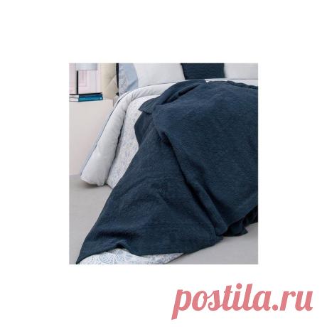 Покрывало на двуспальную кровать тёмно-синее "Natalie" — купить по цене 13 440 руб с доставкой | фото, описание, отзывы | Интернет-магазин INMYROOM