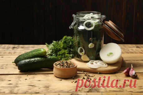 Маринованные огурцы с луком на зиму — Домашняя кулинария