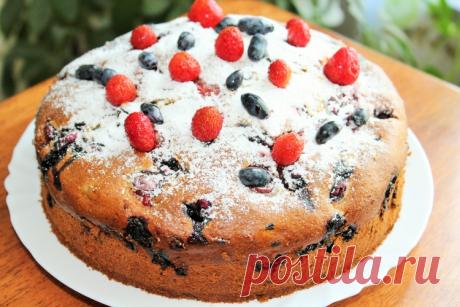Сметанный пирог с ягодами - Простые рецепты Овкусе.ру
