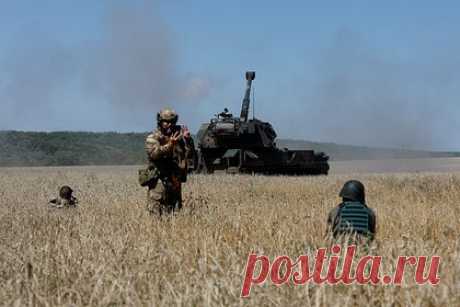 Стало известно о провальной атаке ВСУ на Шевченково. Атака Вооруженных сил Украины (ВСУ) на село Шевченково в Харьковской области провалилась. Об этом сообщил Telegram-канал WarGonzo. «На данный момент ситуацию на дуге Шевченково-Волхов Яр удалось относительно стабилизировать. Противник пытался найти пути подхода к Шевченково, но был либо уничтожен, либо отброшен».