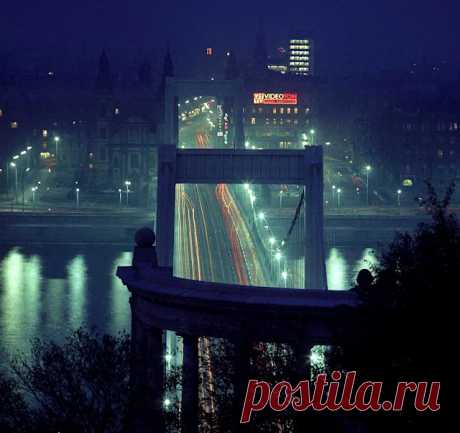 20vek.com: 1968. Вид на мост Эржебет в Будапеште