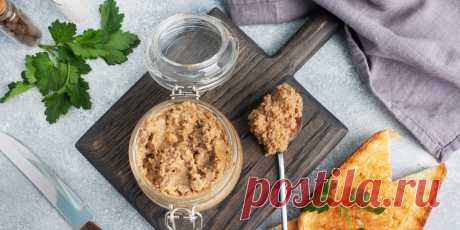 Простой печёночный паштет с вином и изюмом: рецепт - Лайфхакер