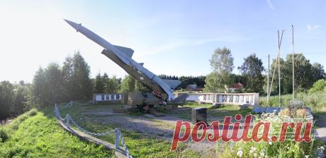 Panoramio - Photo of Панорама Карелии. Вилга. Ракета противовоздушной обороны на пусковой установке - Panorama of Karelia. Wilga. Missile defense on the launcher
