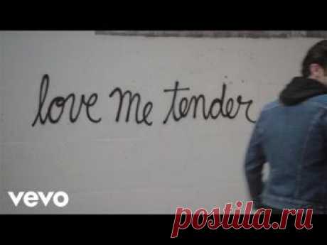 Шедевральная версия песни Элвиса «Love Me Tender»