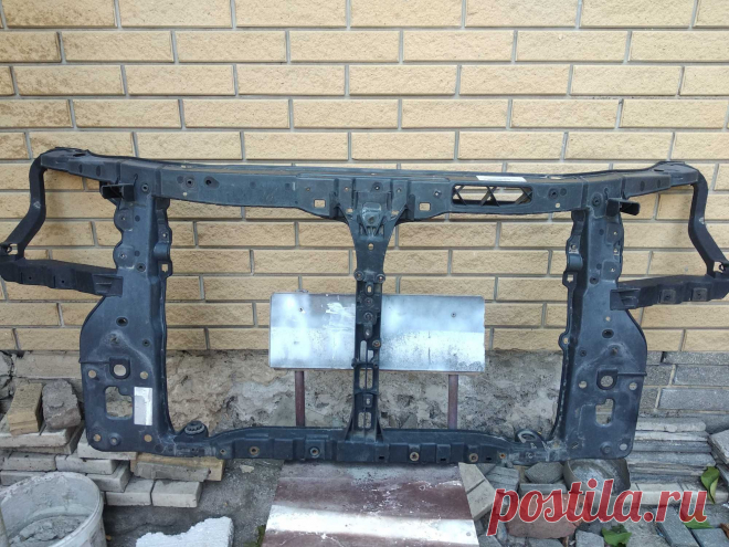 Передняя панель (оригинал) (телевизор) Kia Sportage 2 б/у: 3 000 грн. - Передняя панель, телевизор Макеевка на Olx