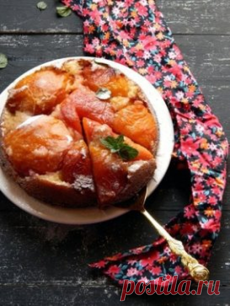 Персиковый пирог.
Что скажу, получился вкусный и очень простой в приготовлении пирог, все как я люблю, отличный результат при минимуме затрат, как времени, так и продуктов!!!
Время приготовления: 60 мин.
Порций: 4
Сложность блюда: 
Похожие рецепты:  
Вам потребуется:
Персики 4 шт.
Сахарный песок - 125г.+ 2 ст.л для сиропа
Сливочное масло 1/2 пачки
Яйцо - 2 шт.
Мука - 125 г
Разрыхлитель - 1 ч.л
Ваниль
Фундук
Как готовить: 
1. Персики разрезать пополам, косточку удалить. В с...