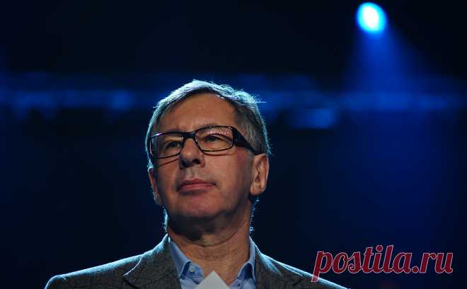 Авен перестал быть попечителем Королевской академии искусств Британии. Совладелец Альфа-банка и коллекционер предметов искусства Петр Авен перестал быть попечителем британской Королевской академии искусств. Академия также вернула ему пожертвование