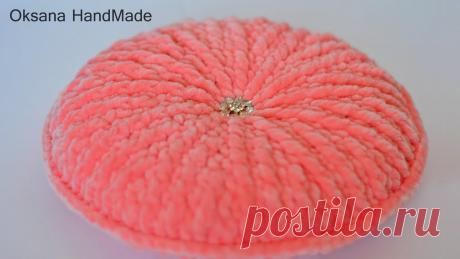 Круглая подушка из плюшевой пряжи. Мастер класс и схема. Pillow crocheted out of plush yarn. Видео по вязанию квадратной подушки - https://youtu.be/flPN0JbNQzo Подробный мастер класс со схемой по вязанию подушки из плюшевой пряжи. Связать можно любог...