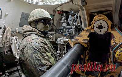 ВС РФ уничтожили гаубицу "Акация" и САУ "Гвоздика" ВСУ в Херсонской области. Представитель экстренных служб региона ранее сообщил, что ВСУ выпустили по четырем населенным пунктам левобережья более 30 снарядов из ствольной артиллерии