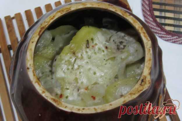 Ароматная курочка в горшочках с картофелем с итальянскими травами.