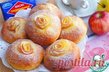 Булочки с яблочными розами - кулинарный рецепт