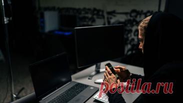 В Саратовской области мошенники заставили девушку продать золото и машину. В Энгельсе Саратовской области мошенники обманули 24-летнюю жительницу и заставили ее продать золото и автомобиль. Об этом сообщает sarinform.ru со ссылкой на региональное управление МВД. По данным ведомства, инцидент произошел в конце ...