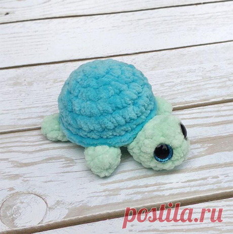 Маленькая черепашка крючком. Амигуруми схемы и описания. Автор: @safonya_toys | IRINELY.ART