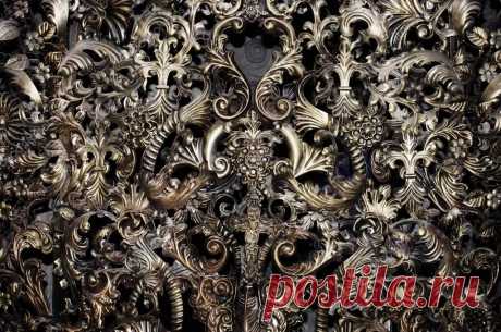 фоны золотые вензеля на бордовом: 7 тыс изображений найдено в Яндекс.Картинках