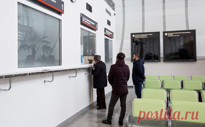 Минтранс объяснил сбор данных и паролей авиапассажиров. В Минтрансе сообщили, что проект приказа о новом порядке формирования автоматизированных баз данных не обязывает перевозчиков собирать дополнительную информацию о пассажирах, кроме той, которая указывается ими при покупке