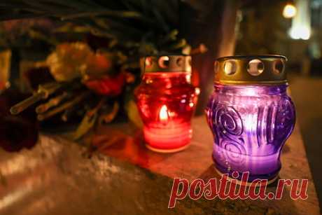 Волонтеры Победы в ДНР зажгли «Свечи памяти». В день окончания Второй мировой войны добровольцы Движения из ДНР провели акцию «Свеча памяти» у памятника Неизвестному солдату в городе Макеевке. Об этом сообщает ресурс «Лента новостей ДНР».