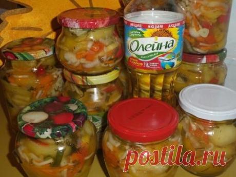 Салат "Акварель" из зелёных помидоров