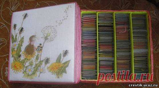 Шкатулка для рукоделия из обычной картонной коробки и газетных трубочек!