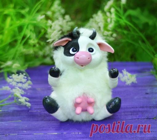 Эх, нет у меня альпийских лугов под боком, приходится импровизировать. Фотосессия под цвет шоколада Милка.