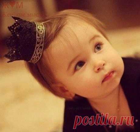 Кто гордая? Я гордая? Да нее... Мы королевы бабы простые....ж♥м