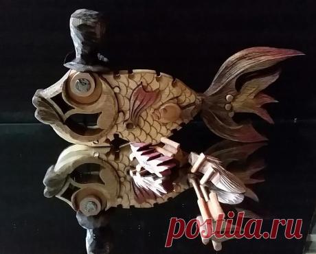 Рыбы бывают разными...
Рыбы бывают пазлами...

Работа мастера резьбы Slava Kvitko