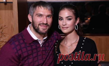 Младший сын Александра Овечкина - именинник: новые фото годовалого Ильи