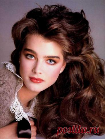 1983. BROOKE SHIELDS — ВЗГЛЯД, КОТОРЫЙ ОСТАНАВЛИВАЕТ МИГ — VIZIST.ru