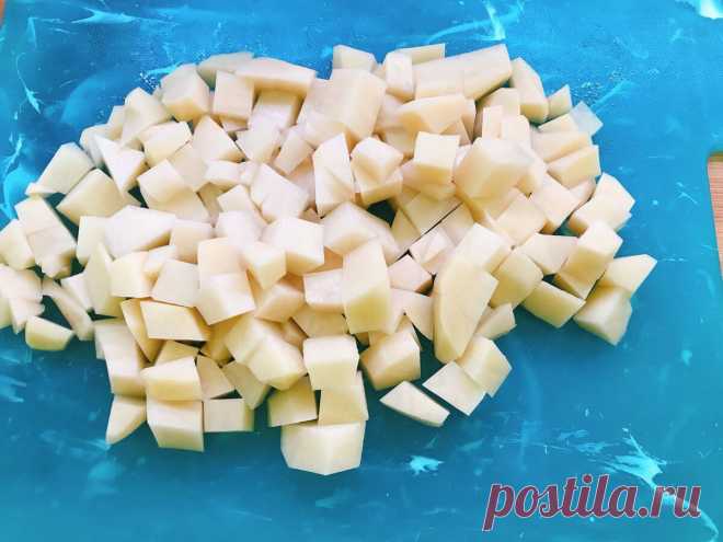 Быстрее рецепта супа я не знаю, готовится 15 минут и вкусный сытный обед готов. А все ингредиенты есть на любой кухне | Сам поешь и жену удиви. | Яндекс Дзен