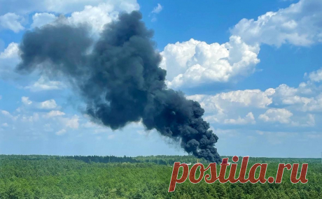 В Брянске загорелось недостроенное здание военного госпиталя. В Володарском районе Брянска произошел пожар на строительной площадке военного госпиталя, сообщают источник ТАСС в экстренных службах и телеграм-канал Mash.