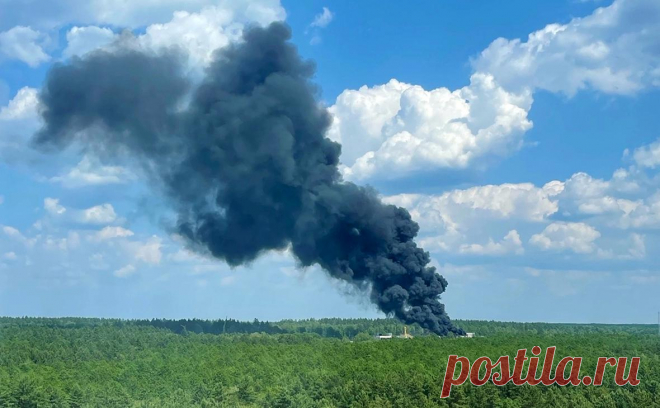 В Брянске загорелось недостроенное здание военного госпиталя. В Володарском районе Брянска произошел пожар на строительной площадке военного госпиталя, сообщают источник ТАСС в экстренных службах и телеграм-канал Mash.