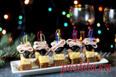 Канапе с ветчиной и сыром