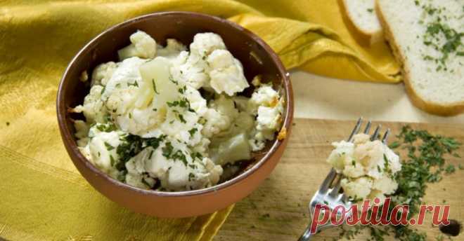 Вкусный рецепт цветной капусты с брынзой с фото для приготовления дома  Хотите приготовить вкусное блюдо дома? Предлагаем отличный рецепт цветной капусты с брынзой с фотографиями и описанием процесса готовки.