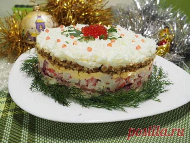Салат «Пушистый»: король новогоднего стола По названию салата можно судить �...