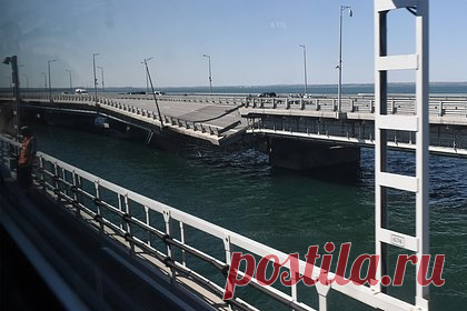 Песков обвинил Запад в намеренном замалчивании теракта на Крымском мосту. Запад готов закрывать глаза на все преступления Киева, включая теракт на Крымском мосту, заявил пресс-секретарь российского президента Дмитрий Песков. «Коллективный Запад готов закрывать глаза на любые теракты, которые киевский режим устраивает в нашей стране», — сказал представитель Кремля.