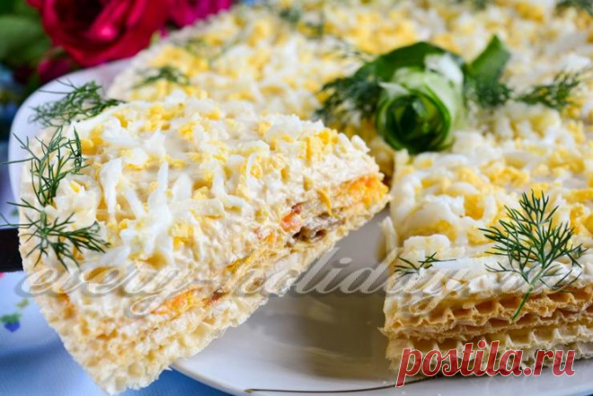 Закусочный торт из вафельных коржей, рецепт