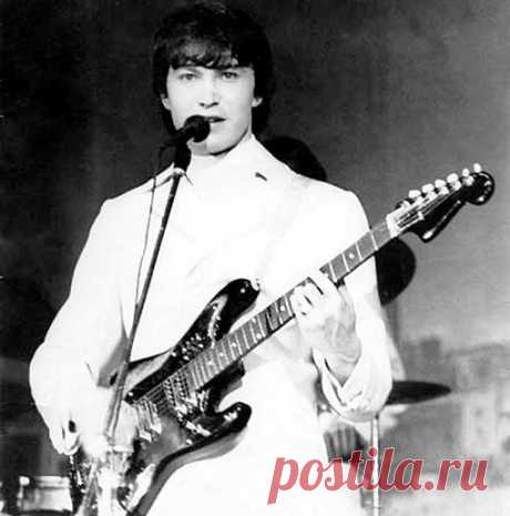 О популярном исполнителе, который без сожаления покинул сцену. | Мысли вслух. | Яндекс Дзен
