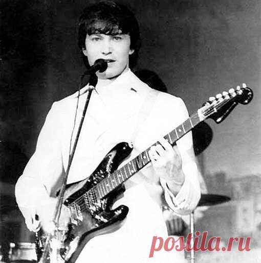 О популярном исполнителе, который без сожаления покинул сцену. | Мысли вслух. | Яндекс Дзен