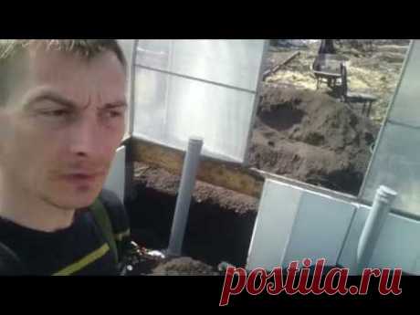 устройство прогрева грунта в обычной теплице. уложена труба, грунт возвращен на место. - YouTube
