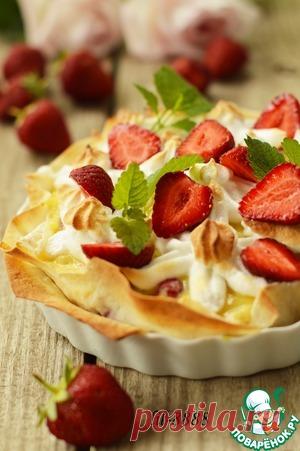 Тарт с рисом, белым шоколадом, клубникой и меренгой - кулинарный рецепт