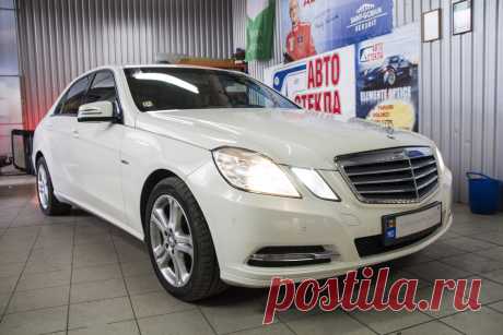 Mercedes W212 с новым лобовым стеклом от AGC