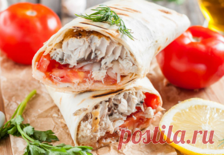 Завернули скумбрию в лаваш: нарезаем и едим как закуску - Steak Lovers - медиаплатформа МирТесен Скумбрия в лаваше имеет все шансы стать одним из любимых блюд для всей семьи. Готовить ее достаточно просто: заворачиваем начинку, нарезаем и подаем как закуску. Никаких сложных ингредиентов также не требуется. Филе самой скумбрии, тонкий лаваш, помидоры, лук, сметана, горчица и зелень — проще...