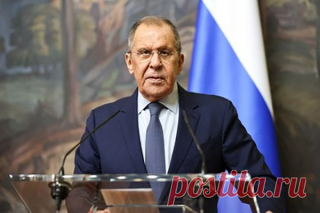 Лавров заявил о союзнических отношениях России и Казахстана. Глава МИД Сергей Лавров заявил, что Россия и Казахстан сформировали доверительные союзнические отношения. Таким образом глава российской дипломатии приветствовал в Москве участников круглого стола, приуроченного к десятилетию подписания Договора о добрососедстве и союзничестве в XXI веке между двумя странами.