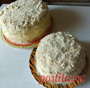 Тортик на сковородке.
Меня рецепт этого тортика подкупил сразу же, как только я его прочитала. Решила: готовить незамедлительно!!! Нежный, очень мягкий и просто тающий во рту, в меру сладкий, а то, что быстро готовится, вы в этом убедитесь. А ещe какая палочка выручалочка для тех, у кого отсутствует духовка. 
Ингредиенты для 