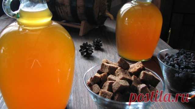 Русская кухня. - Квас медовый на ржаном хлебе (не только для питья , но и для томления в нем мяса и птицы)
